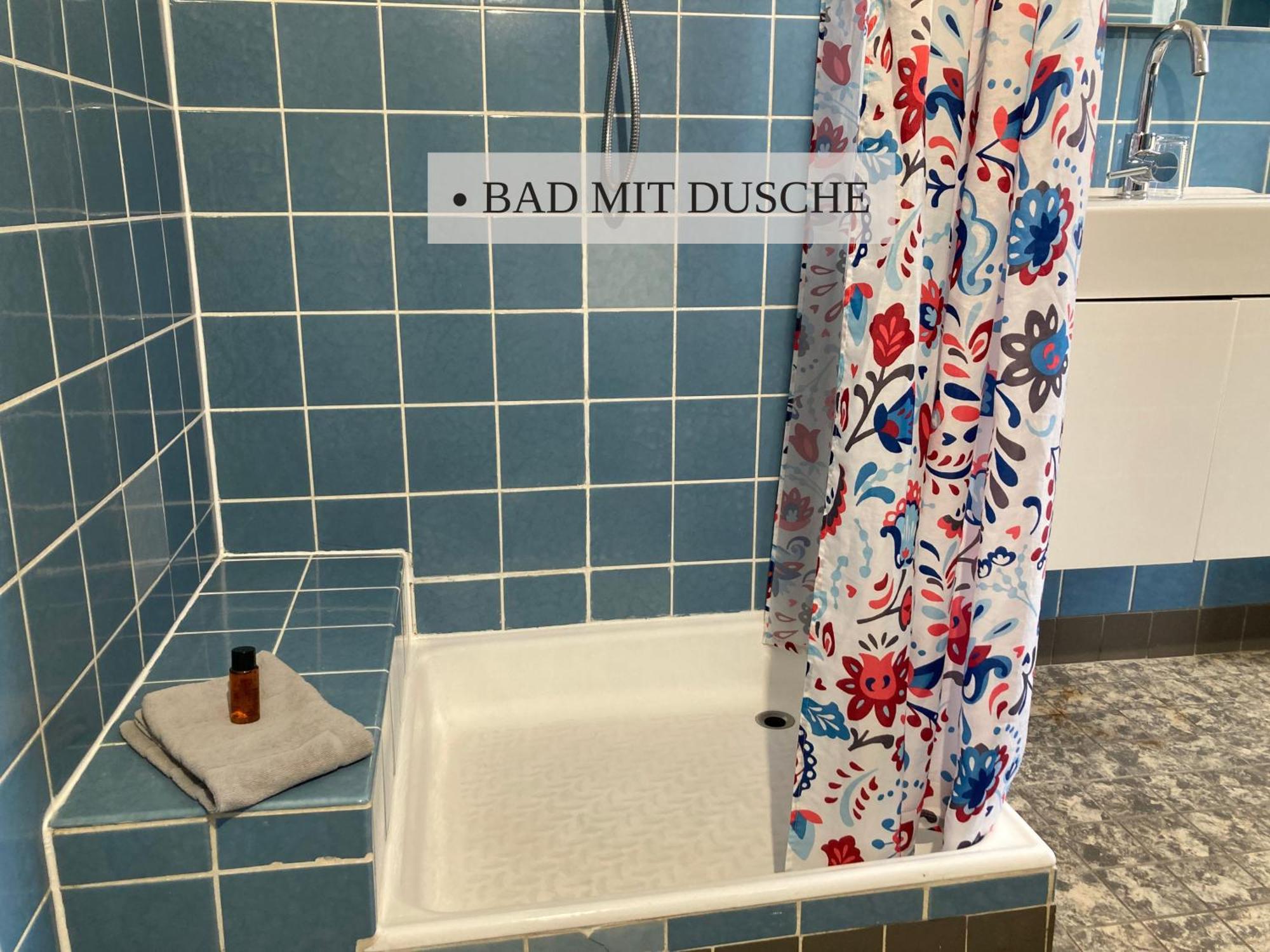 Haus Krabbe Apartments, Zentral Gelegen Im Idyllischen Nordseeort Zwischen Bremerhaven Und Cuxhaven, Hunde Kostenfrei Willkommen, Hauseigene Kostenfreie Parkplaetze Wremen Luaran gambar