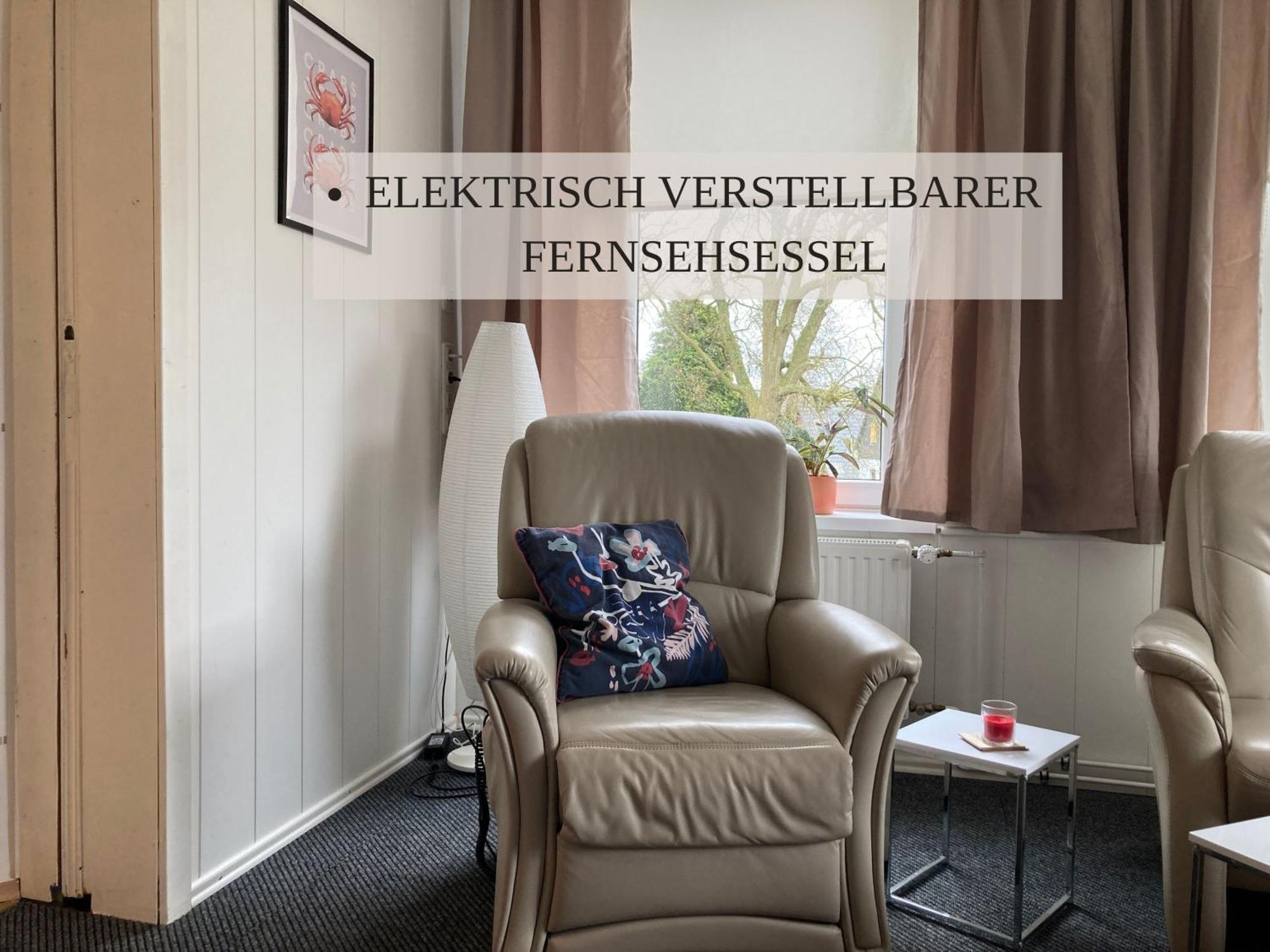 Haus Krabbe Apartments, Zentral Gelegen Im Idyllischen Nordseeort Zwischen Bremerhaven Und Cuxhaven, Hunde Kostenfrei Willkommen, Hauseigene Kostenfreie Parkplaetze Wremen Luaran gambar