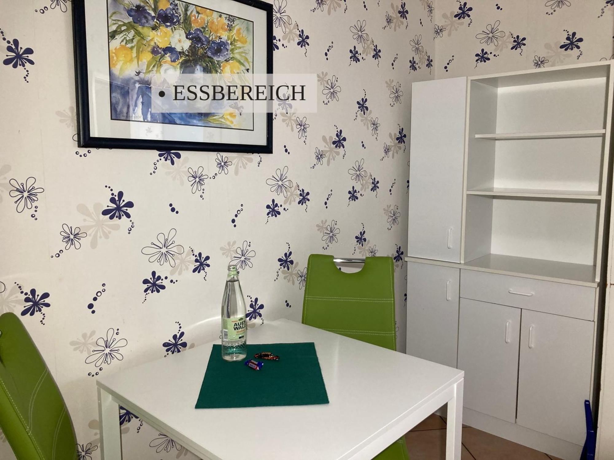 Haus Krabbe Apartments, Zentral Gelegen Im Idyllischen Nordseeort Zwischen Bremerhaven Und Cuxhaven, Hunde Kostenfrei Willkommen, Hauseigene Kostenfreie Parkplaetze Wremen Luaran gambar